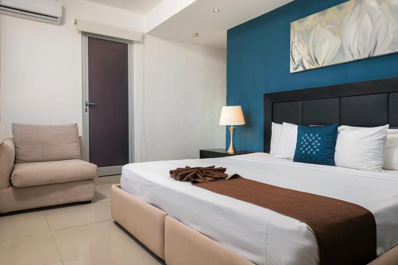 Suites Malecon Cancun Luaran gambar